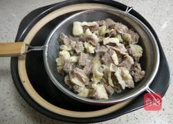 牛腩烧土豆的做法图解3