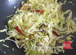 圆白菜炒粉丝的做法图解4