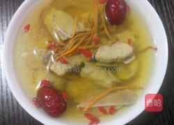 “午年夜饭”虫草花炖排骨汤的做法图解3