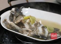 清蒸芝麻斑的做法图解3
