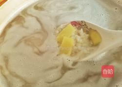 水蟹鲜虾干贝海参砂锅粥的做法图解6