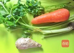 水蟹鲜虾干贝海参砂锅粥的做法图解7