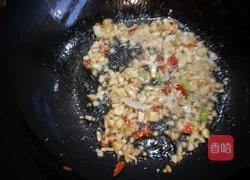 西葫木耳炒贝丁的做法图解12