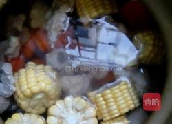 玉米胡萝卜排骨汤的做法图解5