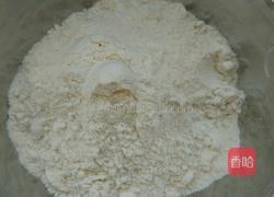 草莓千层的做法图解3