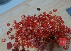 鲜辣椒肉酱的做法图解2