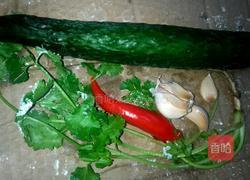 凉拌青瓜的做法图解1