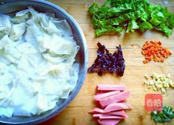 热汤面片的做法图解1