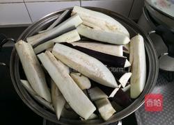 蒜蓉蒸茄条的做法图解3