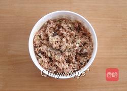 榛蘑豬肉餡餃子的做法圖解4