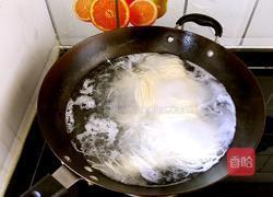 肥牛汤面的做法图解3