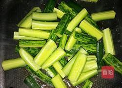 蚝油清炒黄瓜的做法图解3