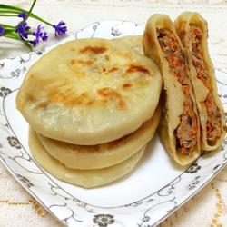 胡萝卜洋葱猪肉馅饼的做法[图]