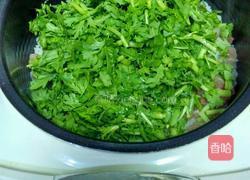茼蒿香肠菜饭的做法图解5