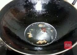 包菜粉丝回锅肉的做法图解3