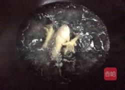 党参北芪淮山炖鸡的做法图解2