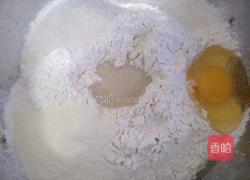 奶油吐司的做法图解1