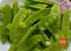 牛肉丸炒豆角的做法图解1