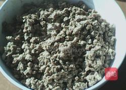 猪肉白菜馅饼的做法图解2