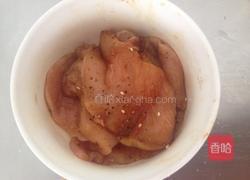 酸辣鸡丝米线的做法图解1