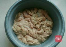 尖椒肥肠的做法图解2