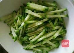 爽脆咸萝卜条（快手咸菜）的做法图解1