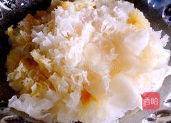 紫薯冰糖银耳羹的做法图解2