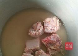 排骨虾仁粥的做法图解2