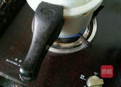 排骨虾仁粥的做法图解4