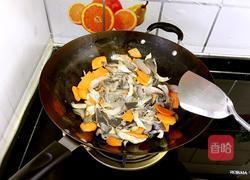 手撕麻辣平菇的做法图解5