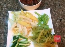 竹笋炒肉的做法图解2