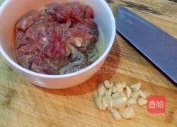 竹笋炒肉的做法图解3