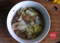 猪皮肉渣炒白菜的做法图解8