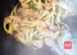 爆炒白菜花的做法图解3
