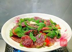 青椒香肠片的做法图解6