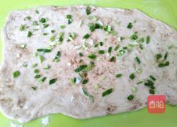 椒盐葱花饼的做法图解9