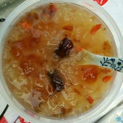  桃胶银耳羹的做法[图]