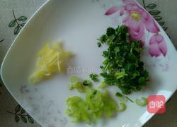 鸡丝热汤面的做法图解4