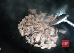 猪肉炒菜花的做法图解3
