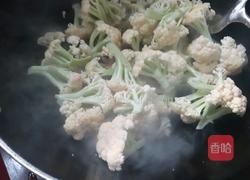 猪肉炒菜花的做法图解4