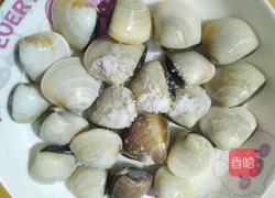 海鲜平菇汤的做法图解3