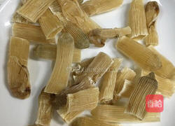 沙虫鸡蛋面的做法图解1