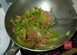 芹菜火腿片的做法图解4