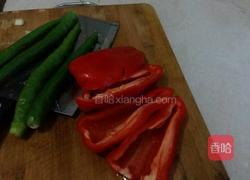 双椒腊肉的做法图解2