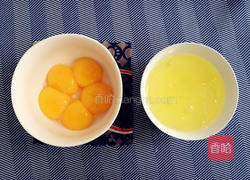 自制戚風蛋糕的做法图解1