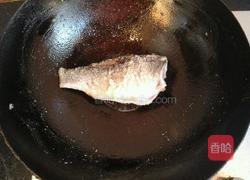 鲫鱼豆腐汤的做法图解4