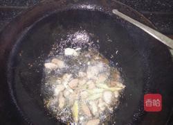 肉炒豌豆嘴的做法图解2