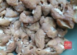 酸辣猪肠的做法图解1