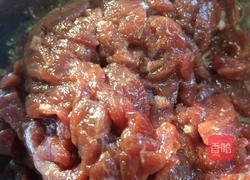 蒜苔炒牛肉的做法图解1