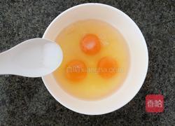 五彩炒饭的做法图解3